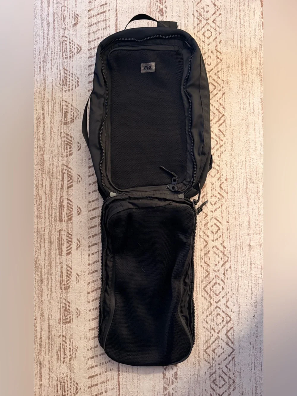 Zara Black Men's Backpack with Front Mesh Pocket